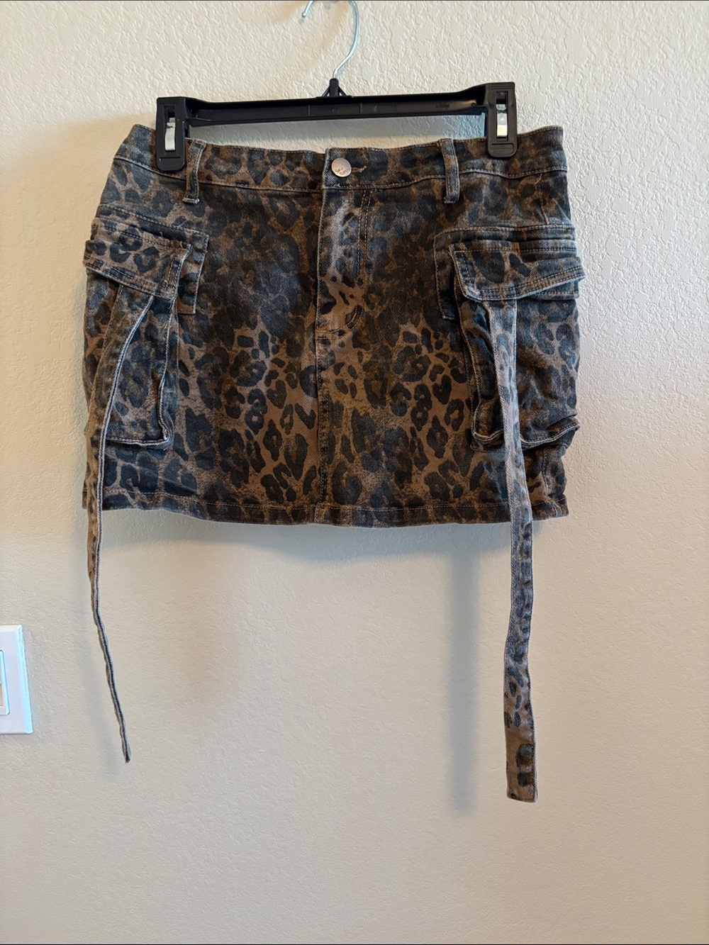 Women's Leopard Print Mini Skirt